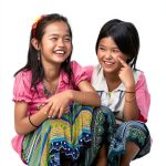 Pebble Children's Fashion Book Global Dress Traditions Ages 6-8-0